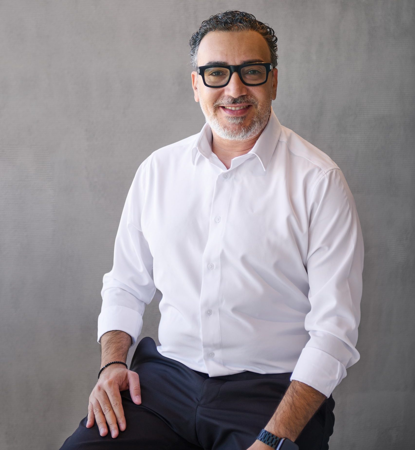 Peter Esmat